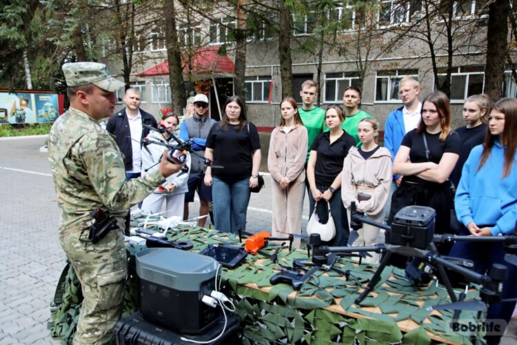 Как изменится допризывная подготовка у десятиклассников, рассказал замминистра образования