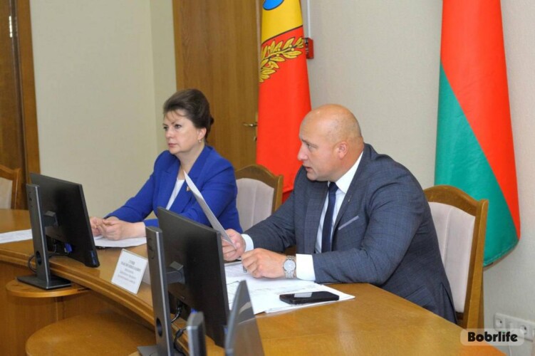 Навести порядок в парке. Актуальные вопросы обсудили на оперативном совещании в Бобруйском горисполкоме