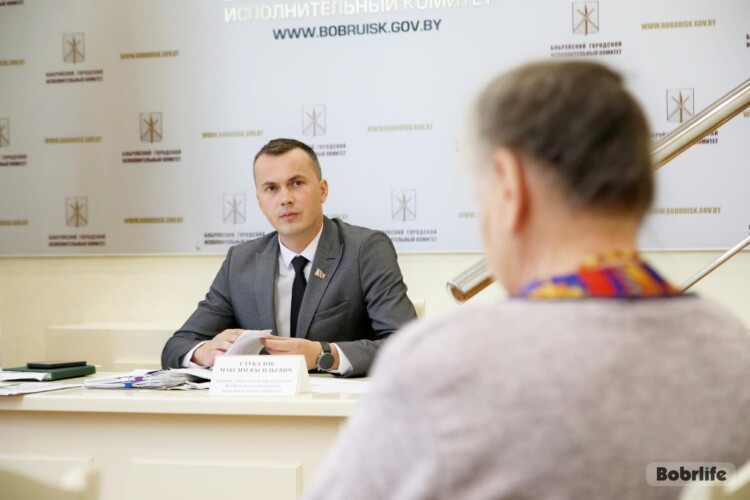 Помощь в решении. Горожан на приеме выслушал первый заместитель председателя Бобруйского горисполкома