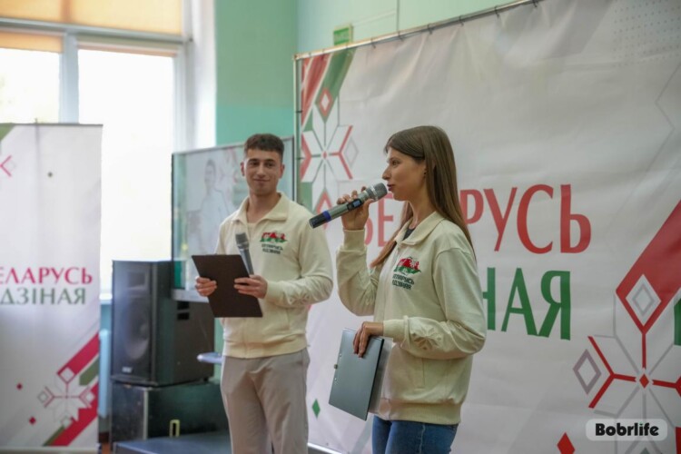 На равных о главном: в Бобруйске прошла республиканская акция «Беларусь адзiная»