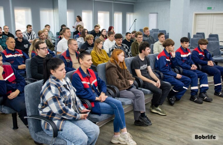 Единство – наша сила. Открытый диалог с молодежью прошел на БЗТДиА
