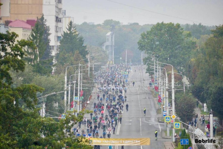 Единство, ЗОЖ, движение: мотовелопробег, посвященный Дню народного единства, прошел в Бобруйске