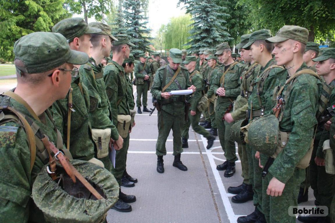 В 83-м полку, дислоцирующемся в Бобруйске, проходит внезапная проверка боевой готовности