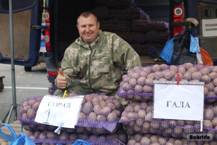Красивые, вкусные, полезные. Разнообразием продуктов удивляет сельскохозяйственная ярмарка в Бобруйске