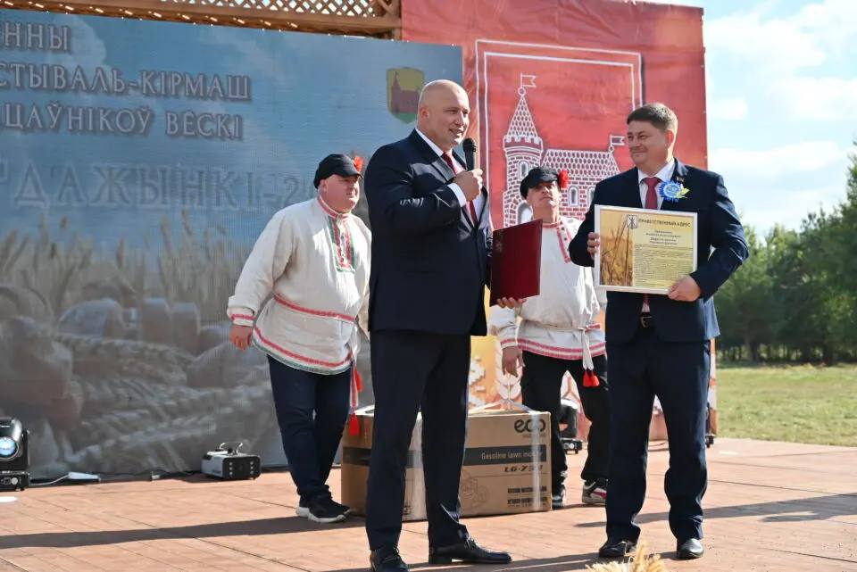 Спасибо за хлеб на столе. В Заелице Глусского района прошли «Дажынкі-2026»