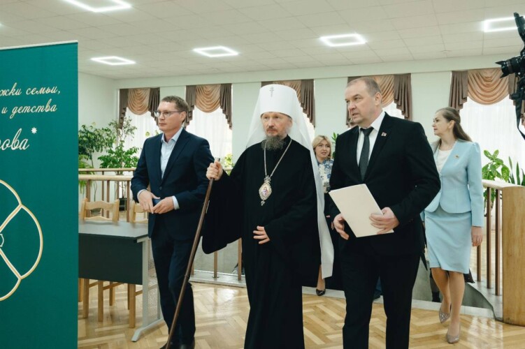 «Здоровая семья – сильное государство». В Минске состоялся республиканский круглый стол и награждение лауреатов конкурса «Святость рождения»