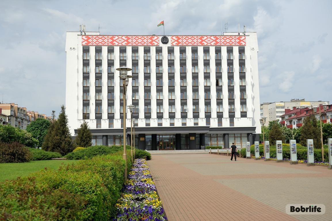 Вам помогут! 31 октября пройдут прямые телефонные линии в Бобруйском горисполкоме и администрациях районов